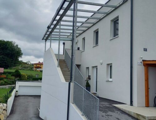 Treppenüberdachung Glas